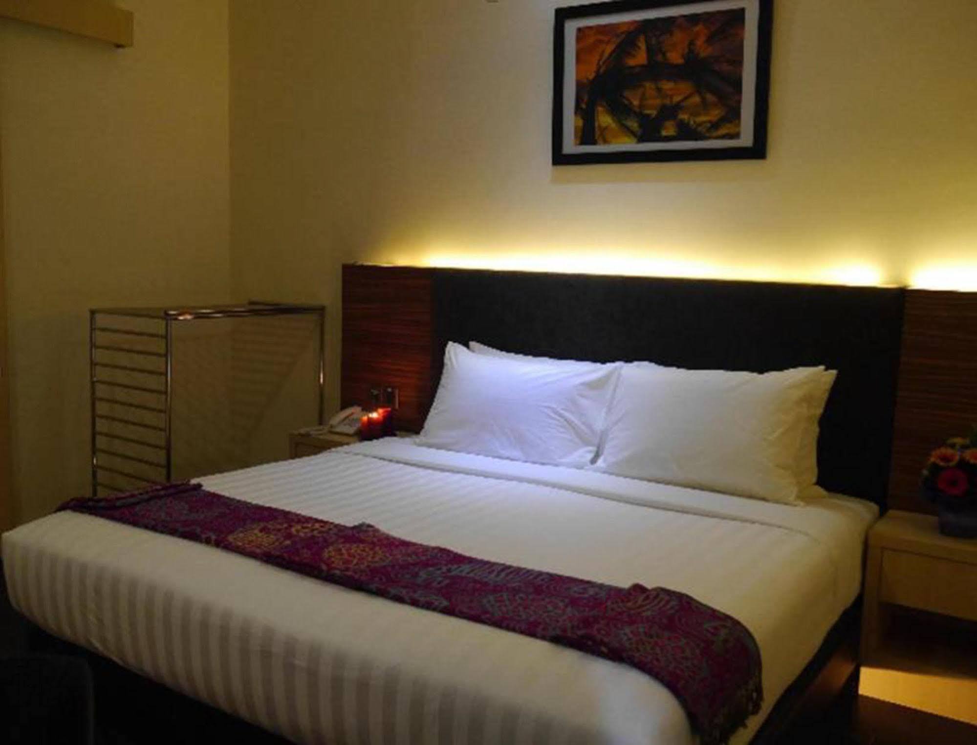 Sky Hotel Kuala Lumpur Ngoại thất bức ảnh