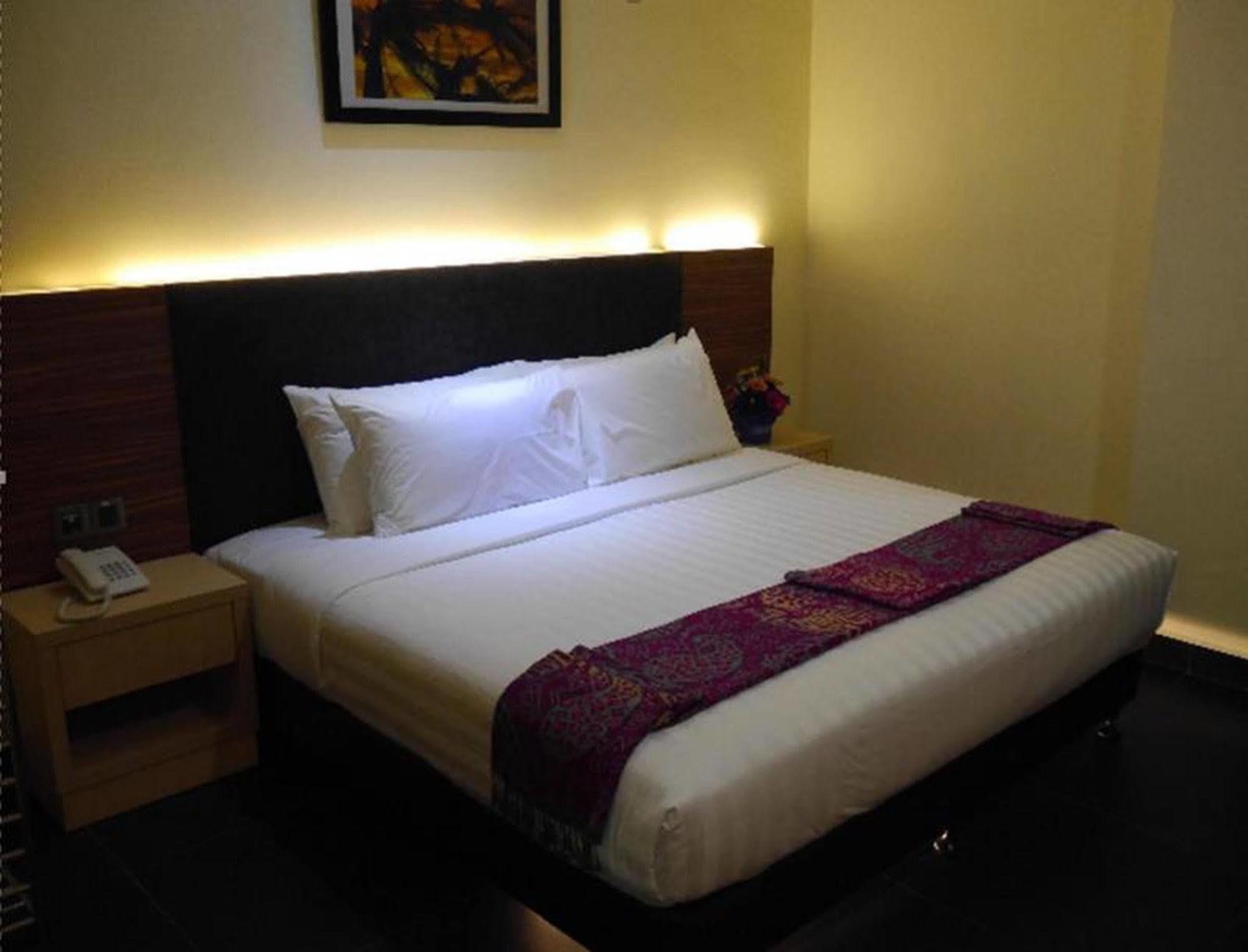 Sky Hotel Kuala Lumpur Ngoại thất bức ảnh