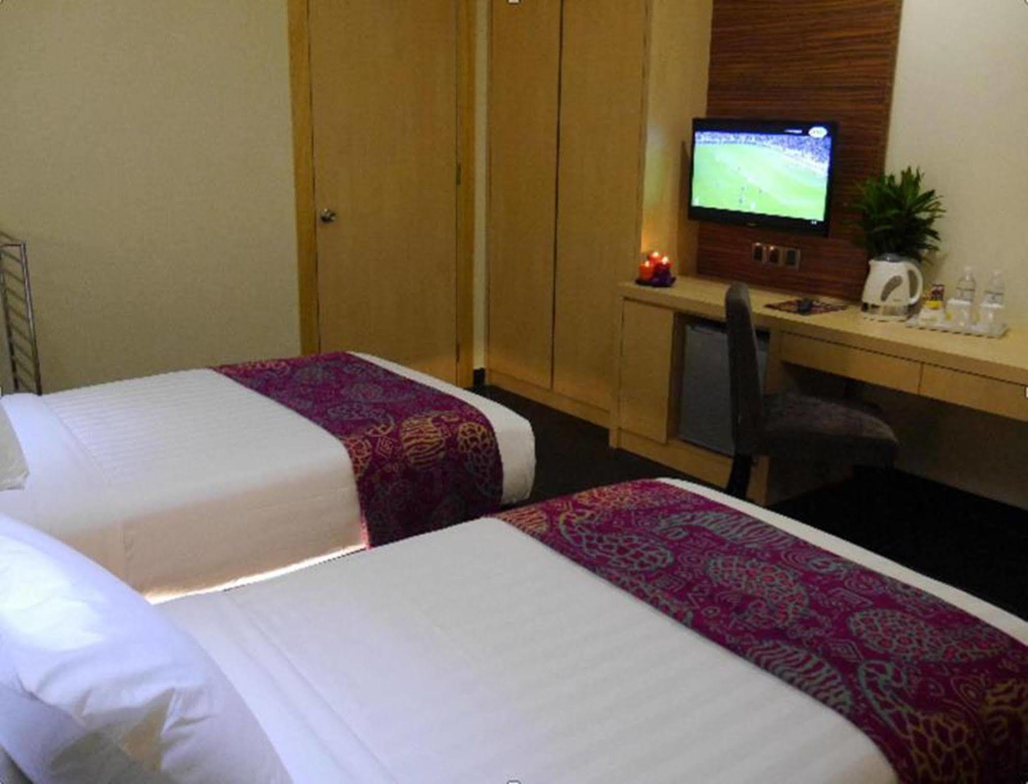 Sky Hotel Kuala Lumpur Ngoại thất bức ảnh